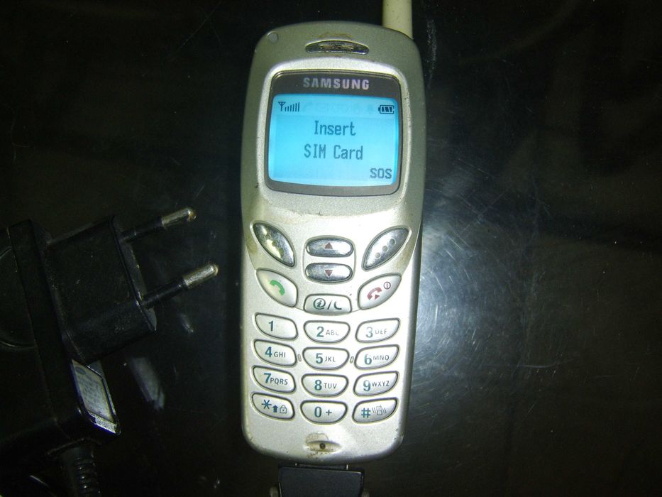 GSM-  Samsung SGH-R210S/- MOTOROLA/ -Samsung s5/