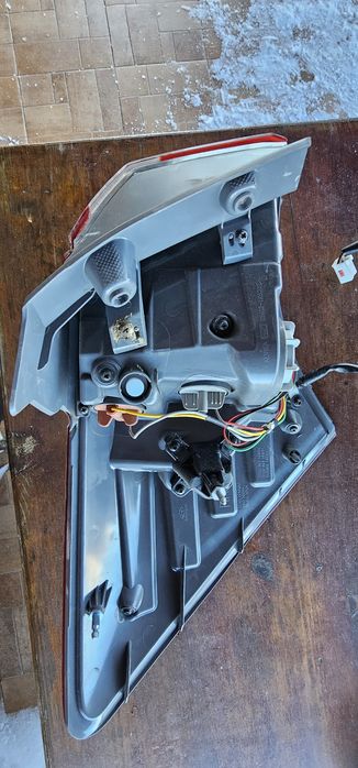 Продавам десен стоп за IX20 фейстлифт след 2015 година