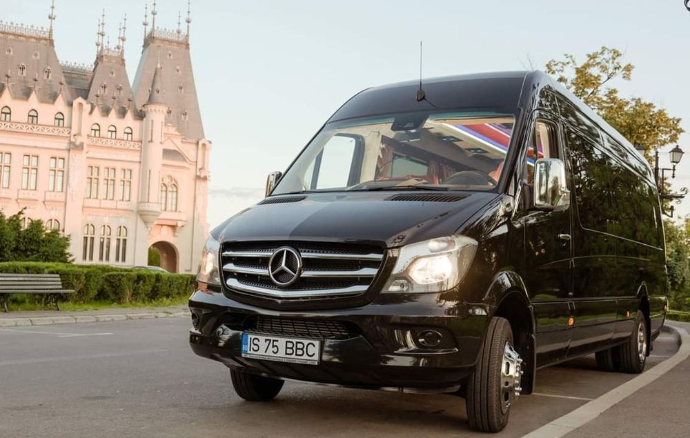 Inchirieri microbuze turistice , clasa Vip