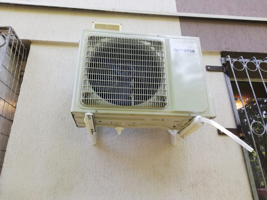 Instalator aer conditionat