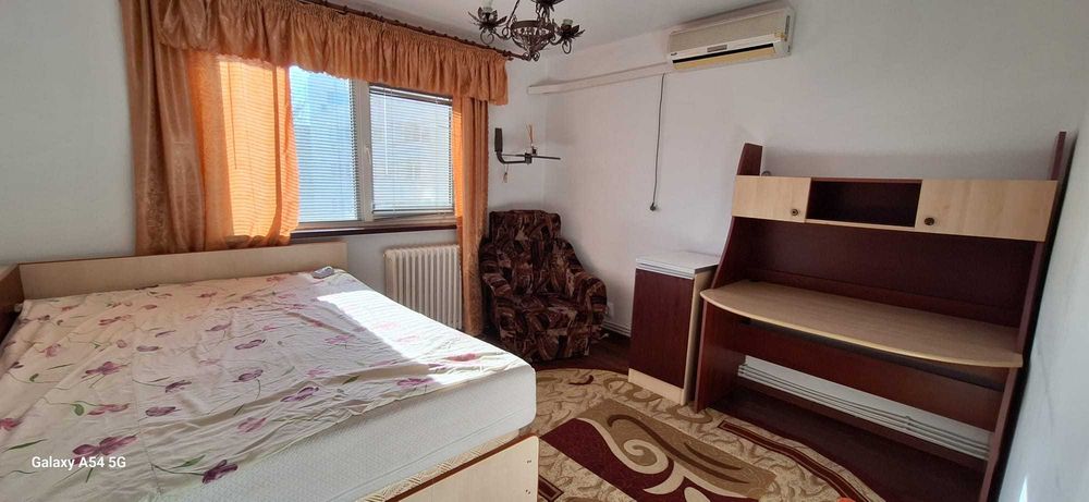 Apartament de inchiriat 3 camere Nicolina