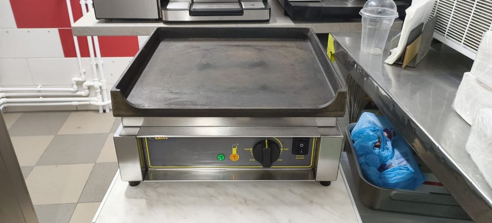 Roller grill de fonta
