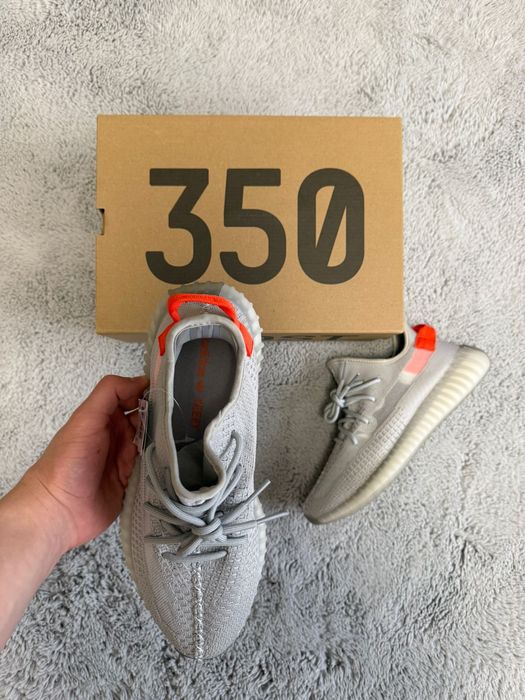 Yeezy 350 tail light