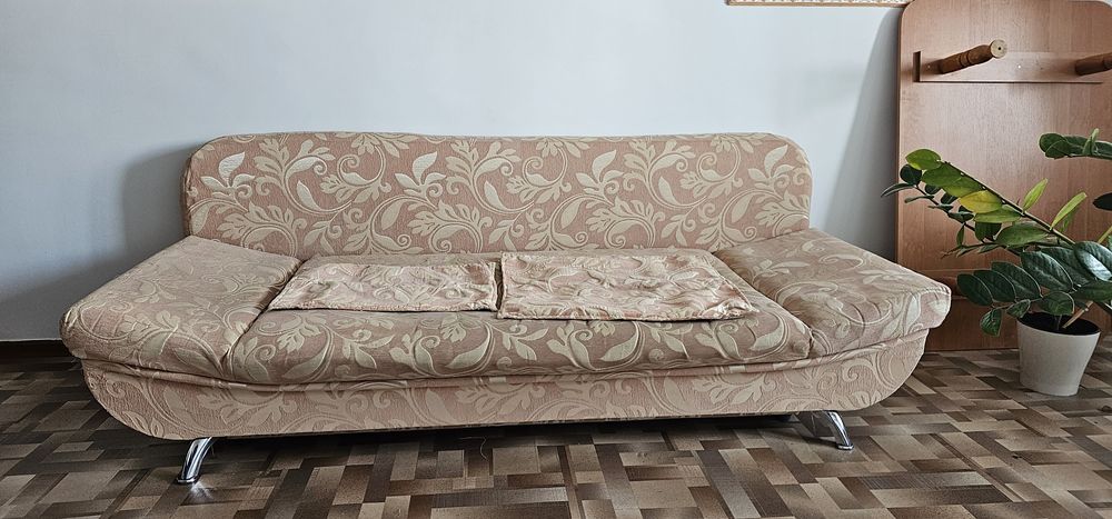 Продам мягкий мебель