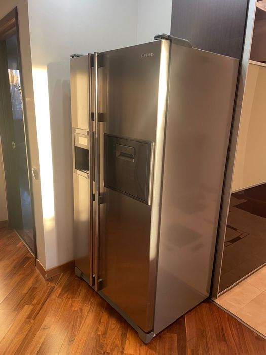 Холодильник Side-By-Side Б/У