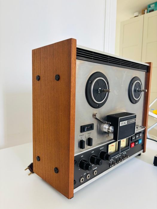 Magnetofon Teac A-2300SX cu telecomanda