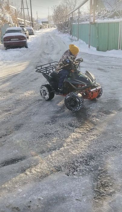 Продам квадроцикл 50 куб