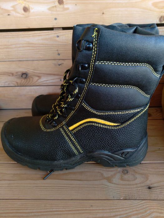 Продам новые кожаные ботинки PORTWEST