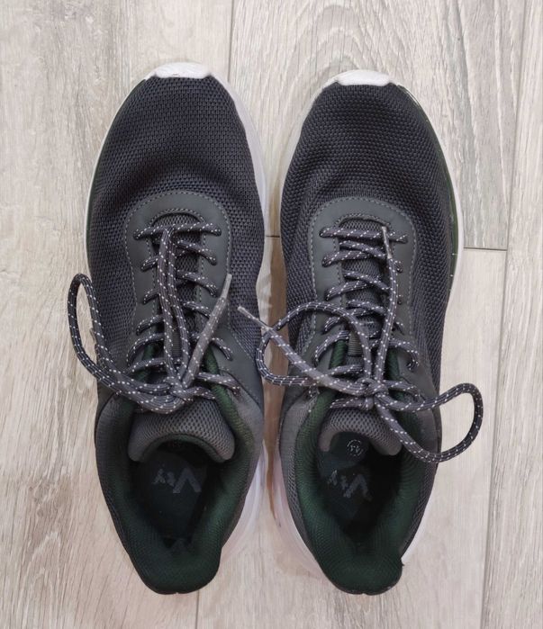 Леки маратонки Vty 44 номер