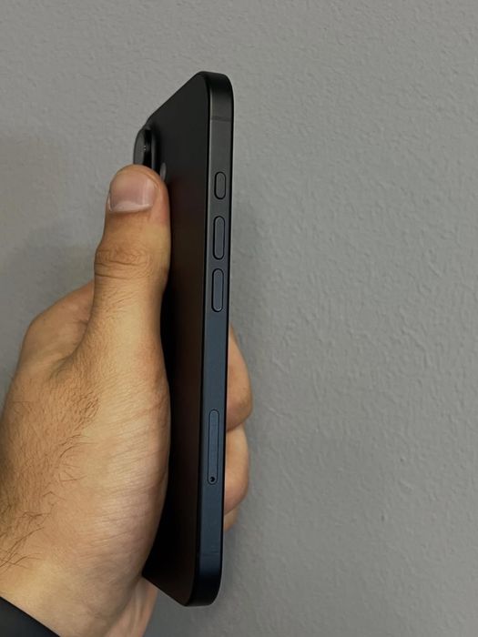 Продам iPhone 16, 256 ГБ