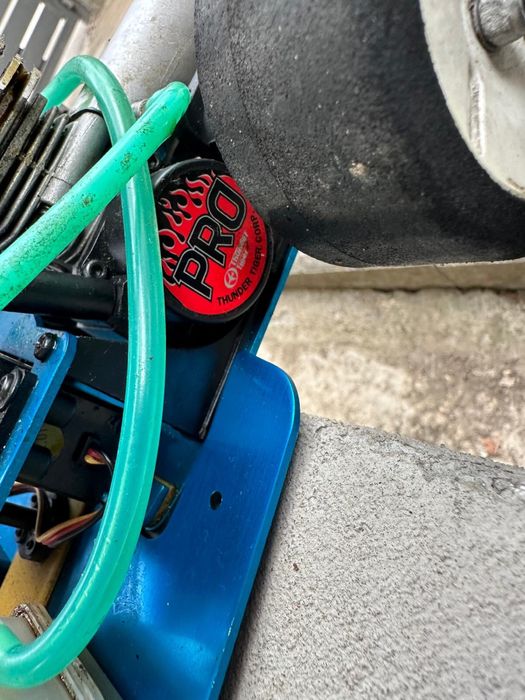 Automodel rc nitro cu telecomanda + piese schimb