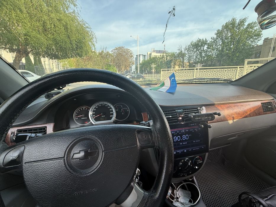 Lasetti 2010 mexanika xolati zor