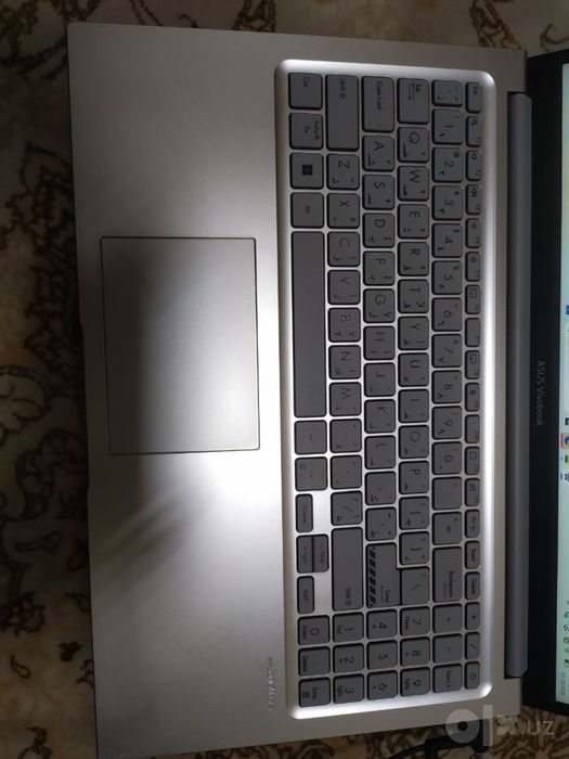 ASUS Vivobook i5-13