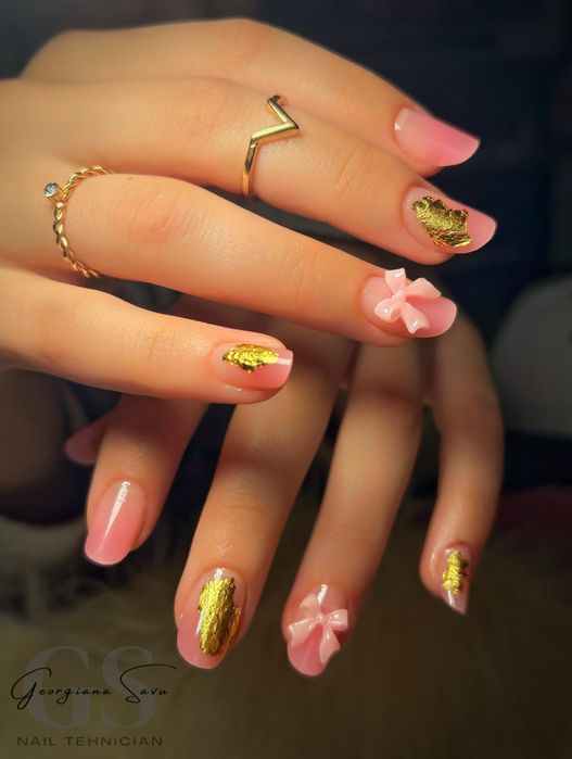 Unghii cu gel..oja semi Baba novac