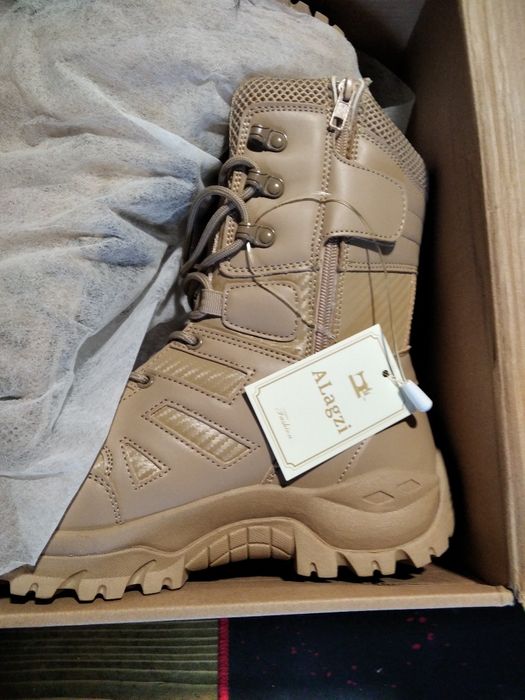 Vand  bocanci drumetie Noi