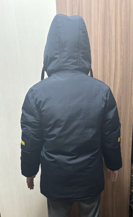 Продам куртку на мальчика