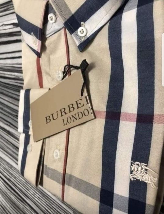 Camasi  bumbac slim fit Burbbery, diverse mărimi, logo brodat