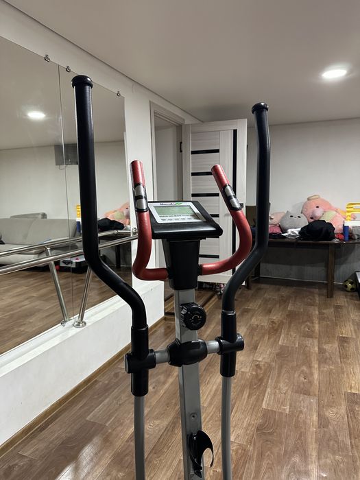 Housefit велотренажер