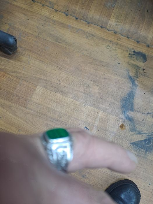 Продам серебро печатка  мужская