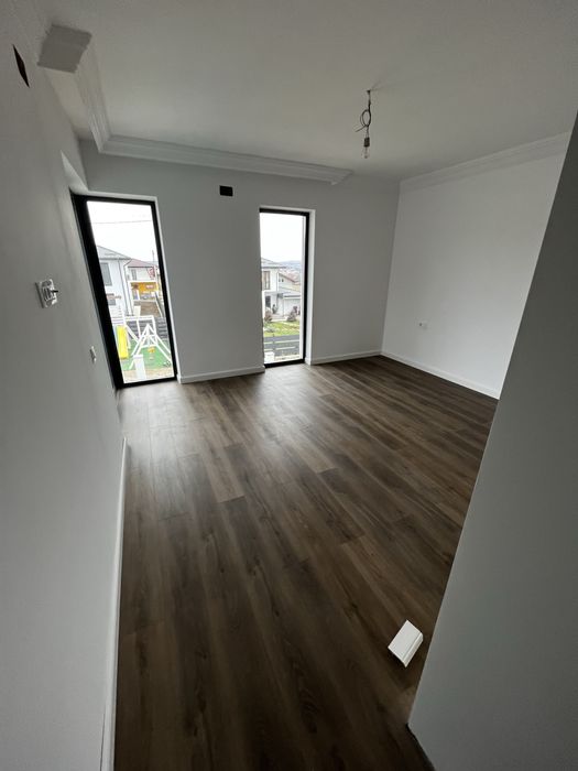 Casa Hlincea P+1, strada Petru Schiopu 404 mp teren