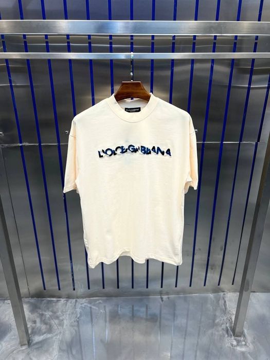 Мъжки тениски различни модели