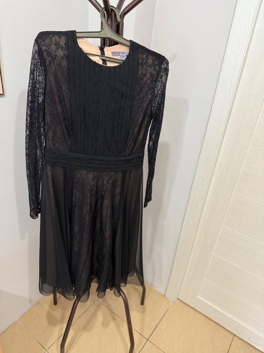 Платья по 5 тысяч