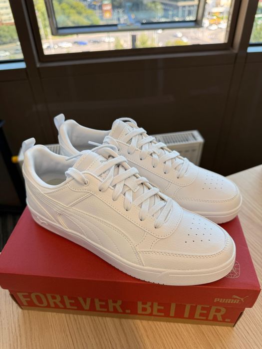 Новые кроссовки Puma 40р