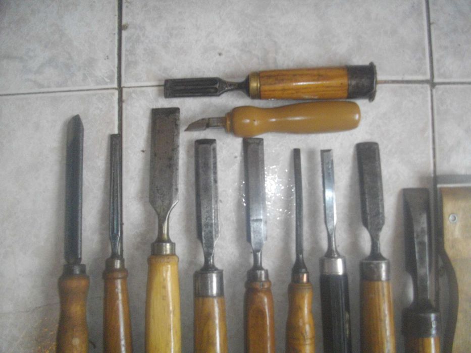 12 бр. Ръчно Дърводелско Длето-Проф-За Струг,Дърворезба-Старо Качество