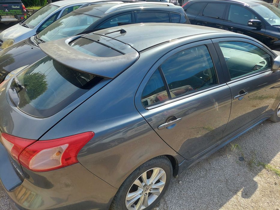 Mitsubishi Lancer 1.5i GPL   Автомат на части