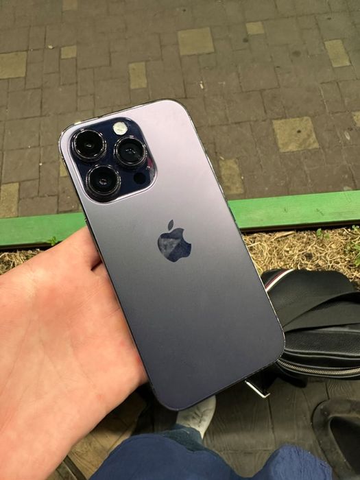 iPhone 14pro в хорошем состояний