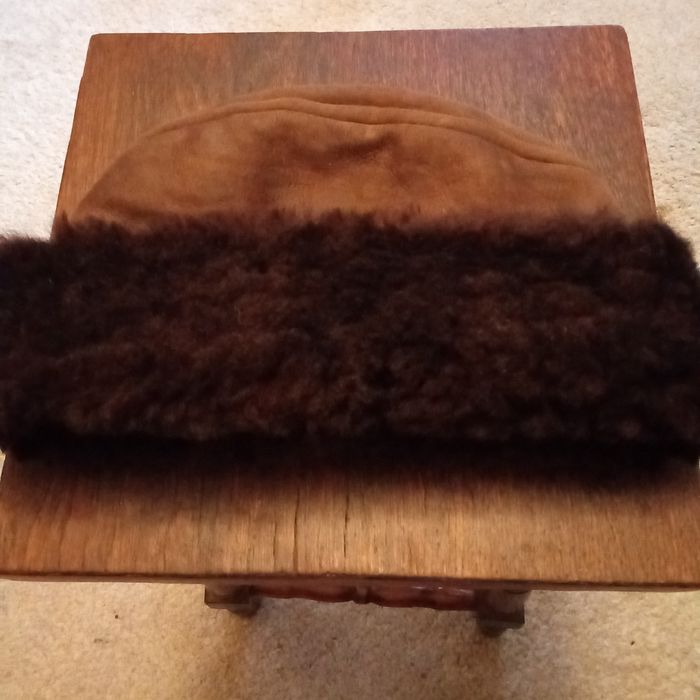 Căciulă piele bărbați.