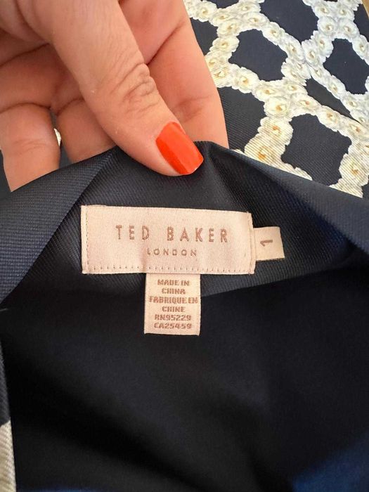 Rochie deosebita Ted Baker