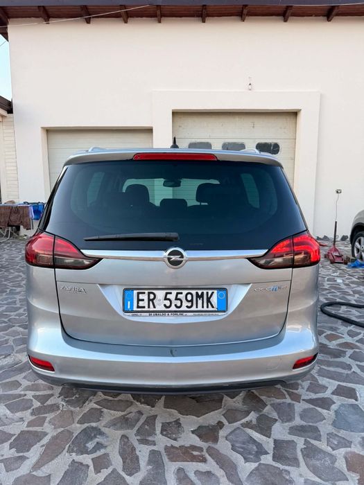 Opel Zafira benzina+gaz