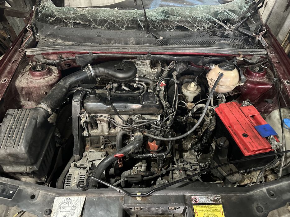 При ввозной двигатель 1’8 Volkswagen пассат Б3