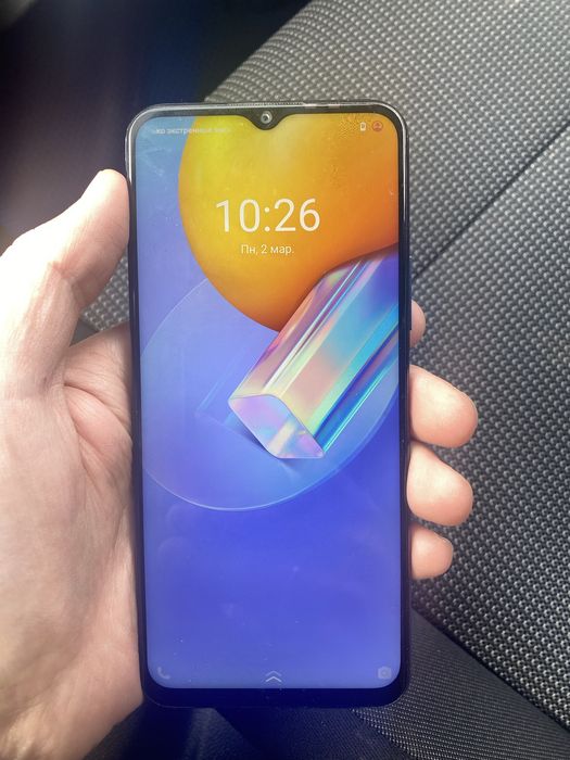 Продам срочно телефон