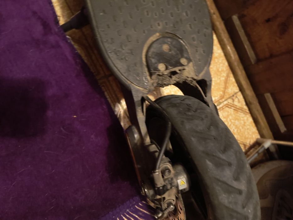 Vând trotinetă Xiaomi pro 2