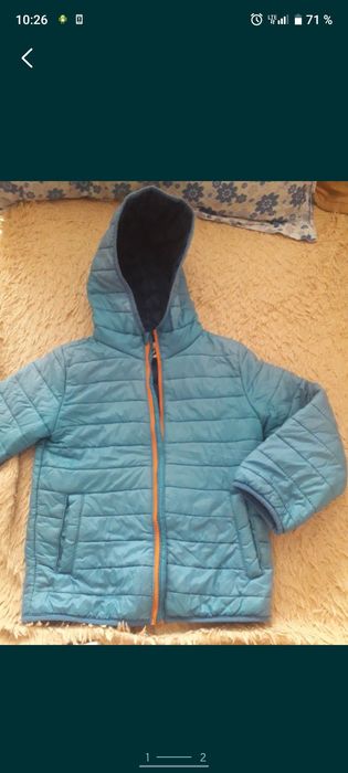 Продам детскую куртку