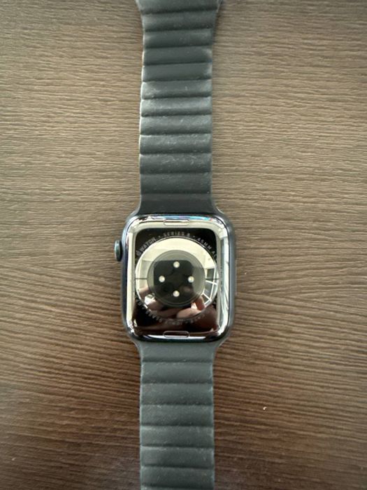 Apple watch 8 45мм GPS