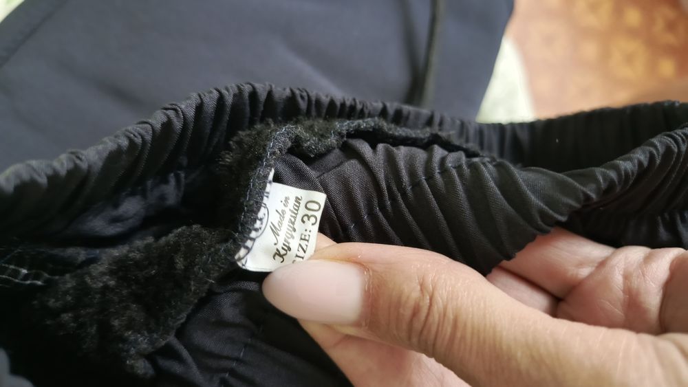 Продам штаны на мальчика тёплые.