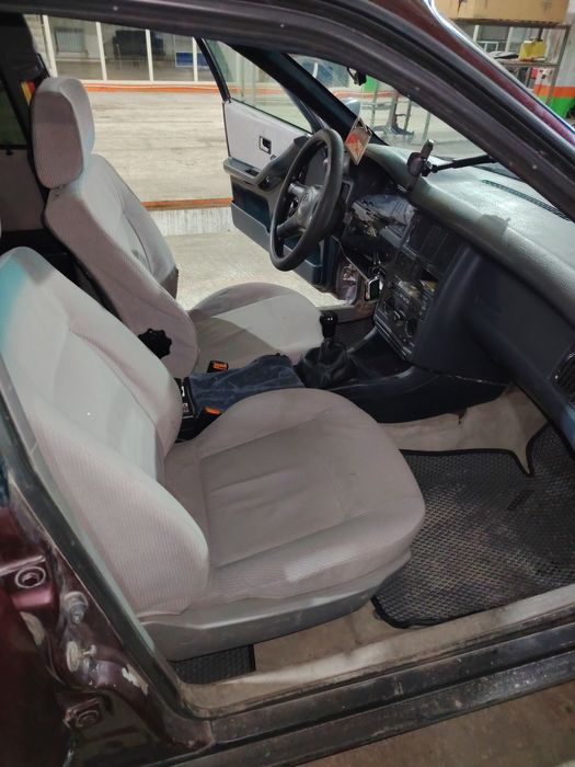 Продам Ауди 80 Б4