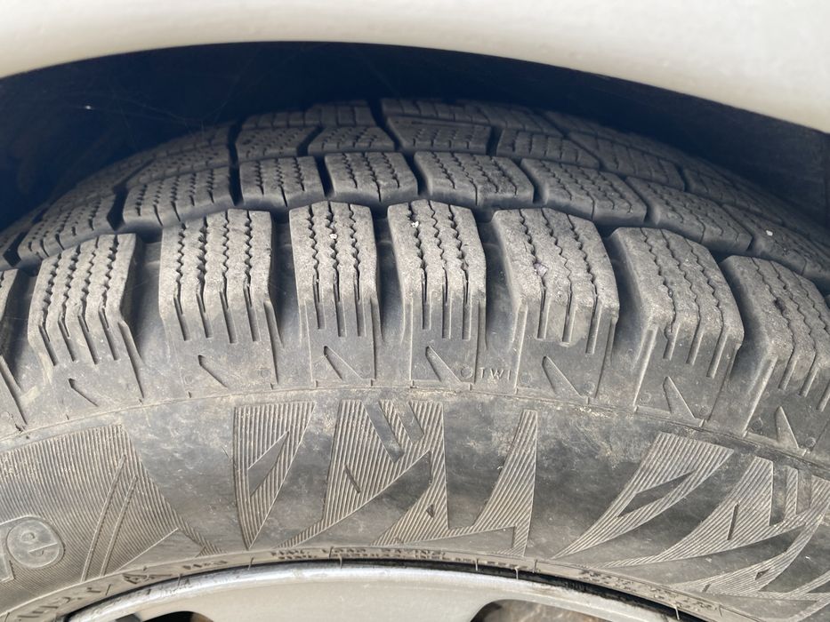 Диски с резиной.     .