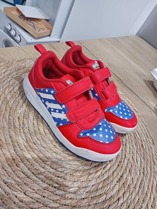 Оригинални детски маратонки на Adidas