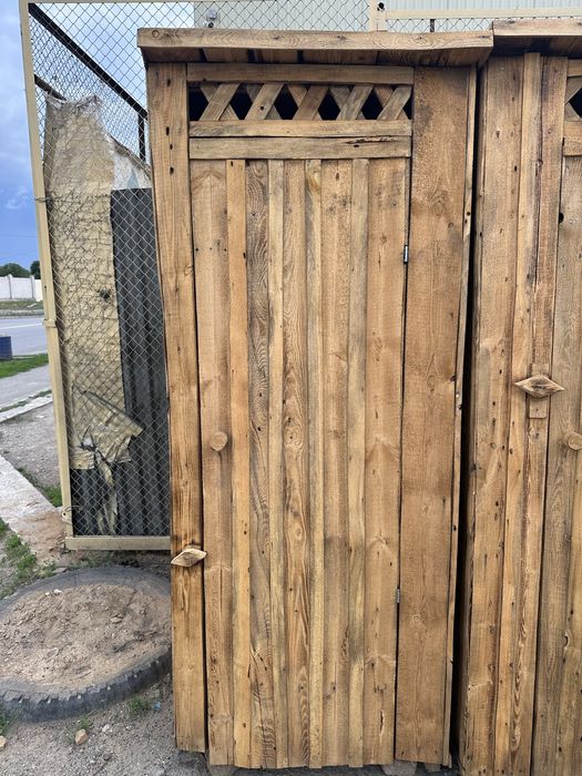 Деревянные туалеты