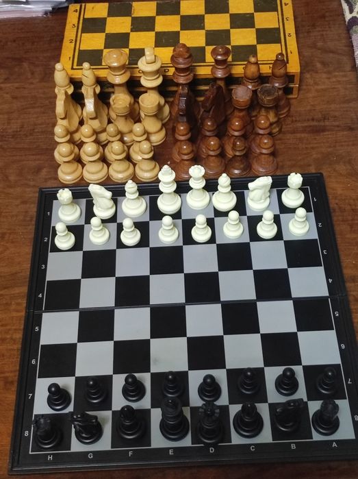 Шахматный доска, фегуры деревянная