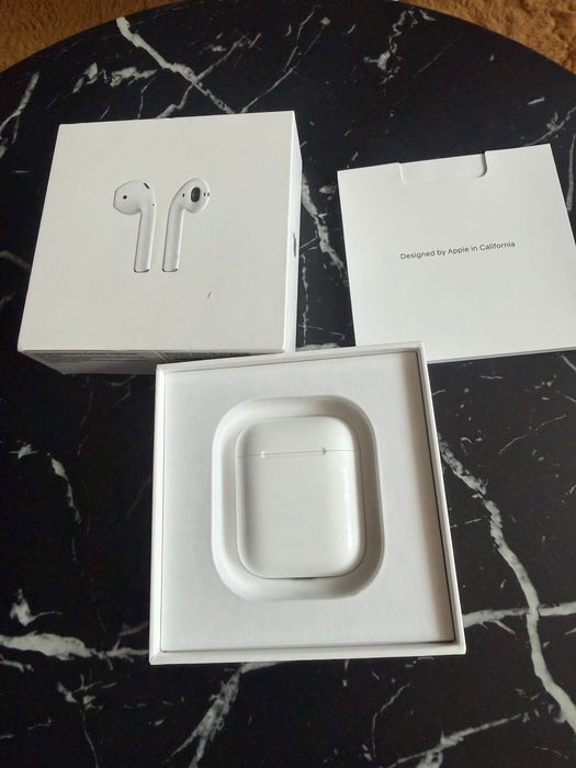 Apple безжични слушалки