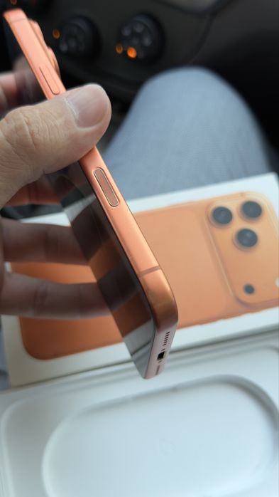 iPhone 17 Pro Max Orange 256GB 93%