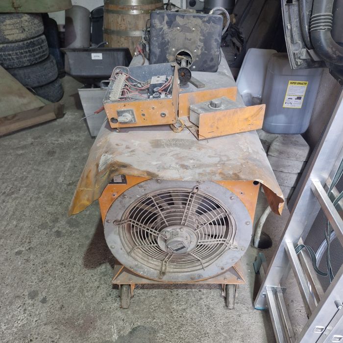Tun de căldură industrial