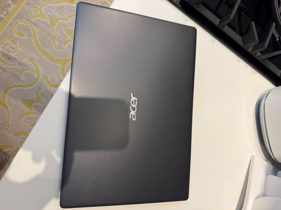 Продам новый ноутбук Asus!