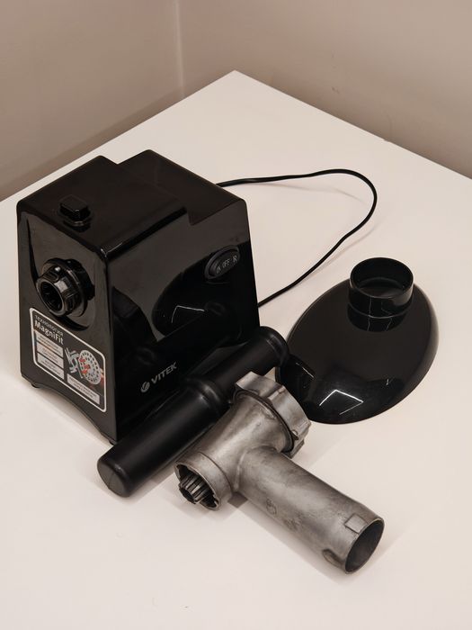 Мясорубка Vitek vt-3644
