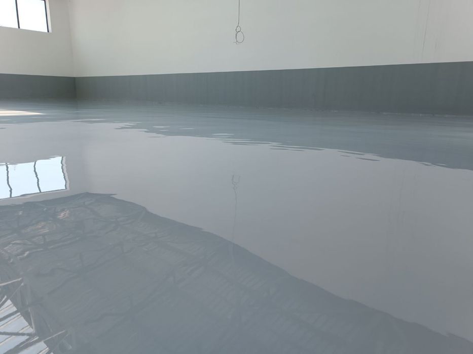•Эпоксидный наливной пол